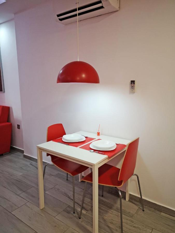 Apartment Conil Red-black *